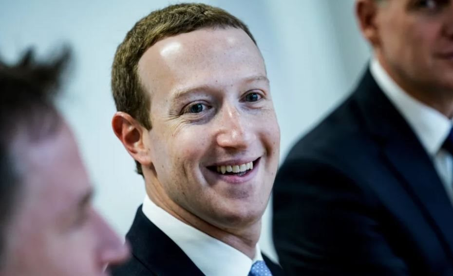Mark Zuckerberg trở lại top 10 tỷ phú giàu nhất với chỉ 26% nhân viên Meta tin tưởng ban lãnh đạo.