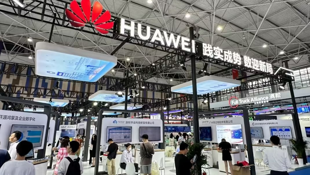 Bị Mỹ trừng phạt, Huawei yêu cầu tiền bản quyền từ 30 công ty Nhật Bản để bù đắp doanh số bán hàng