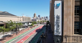 Twitter lại quỵt tiền Twitter lại quỵt tiền