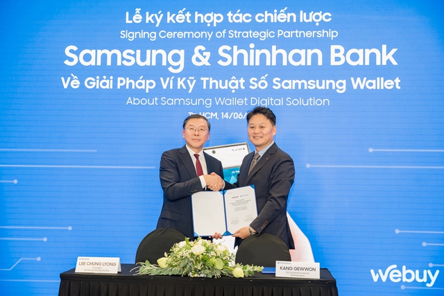 Samsung "bắt tay" Shinhan Bank, thúc đẩy việc triển khai ví kỹ thuật số Samsung Wallet đến người tiêu dùng Việt,