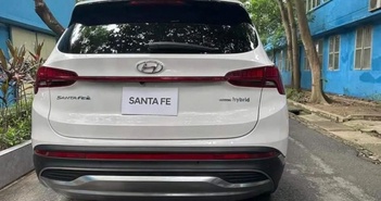 Tại Việt Nam, Hyundai Santa Fe phiên bản Hybrid lộ diện tại Việt Nam Tại Việt Nam, Hyundai Santa Fe phiên bản Hybrid lộ diện tại Việt Nam