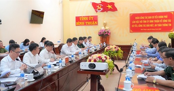 Về công tác cơ yếu, bảo mật và an toàn thông tin, Ban Cơ yếu Chính phủ làm việc với Tỉnh Bình Thuận, Ninh Thuận và Khánh. Về công tác cơ yếu, bảo mật và an toàn thông tin, Ban Cơ yếu Chính phủ làm việc với Tỉnh Bình Thuận, Ninh Thuận và Khánh.