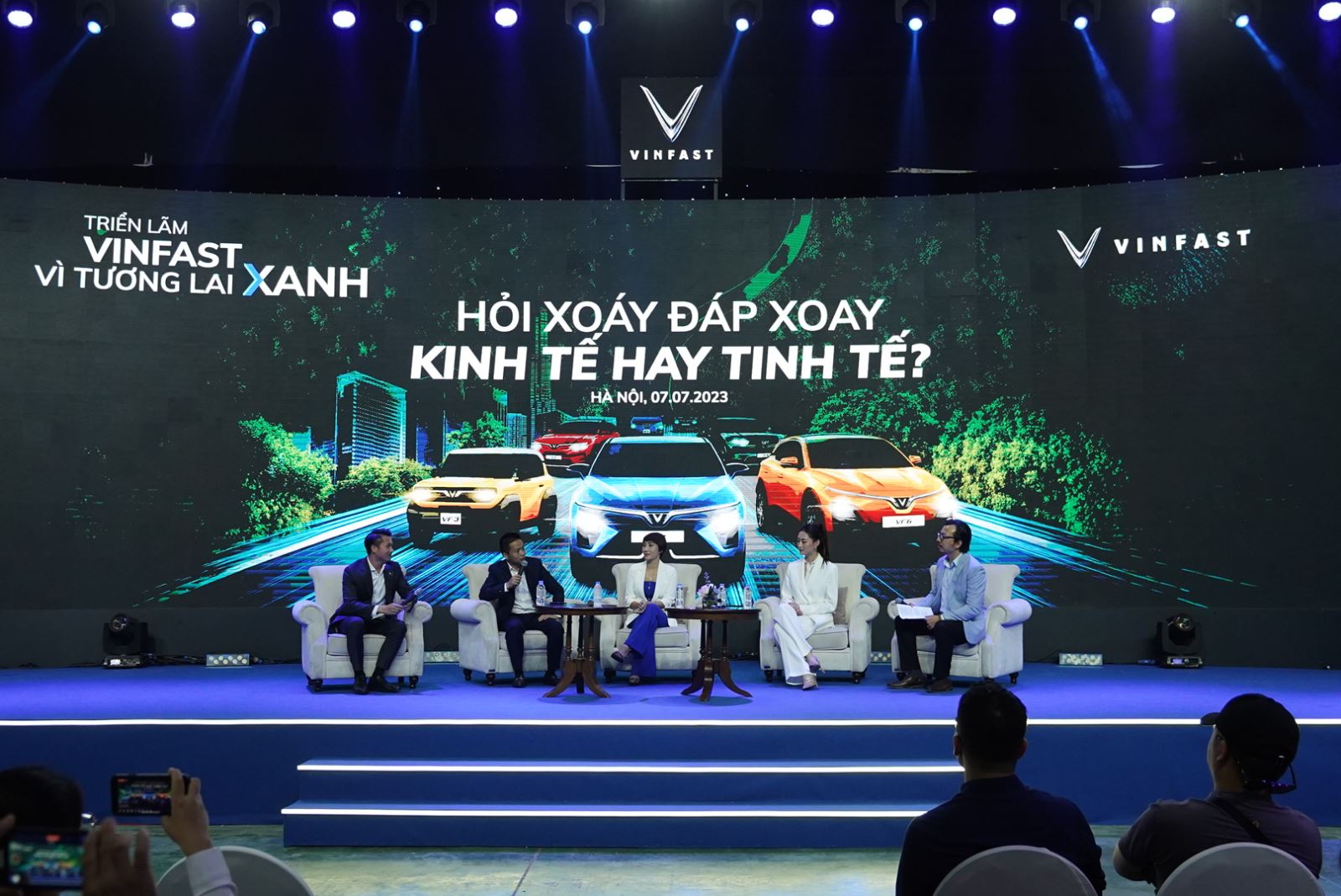 Xe điện VinFast: Lựa chọn 'kinh tế' và 'tinh tế'