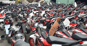 Chống 'ế', xả kho... nhiều xe máy tại Việt Nam 'đại hạ giá'