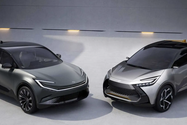 Toyota tuyên bố sẽ sản xuất ô tô điện chạy được trên 1.000 km/sạc