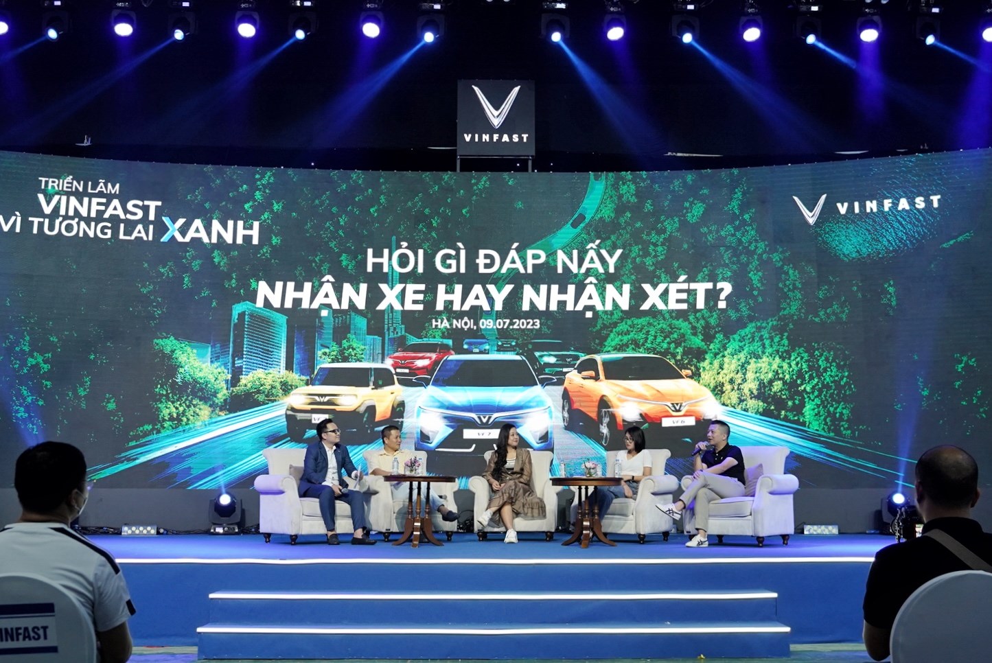 “Đi xe điện VinFast thích thú nhàn nhã hơn nhiều so với xe xăng” - Ảnh 1. “Đi xe điện VinFast thích thú nhàn nhã hơn nhiều so với xe xăng” - Ảnh 1.