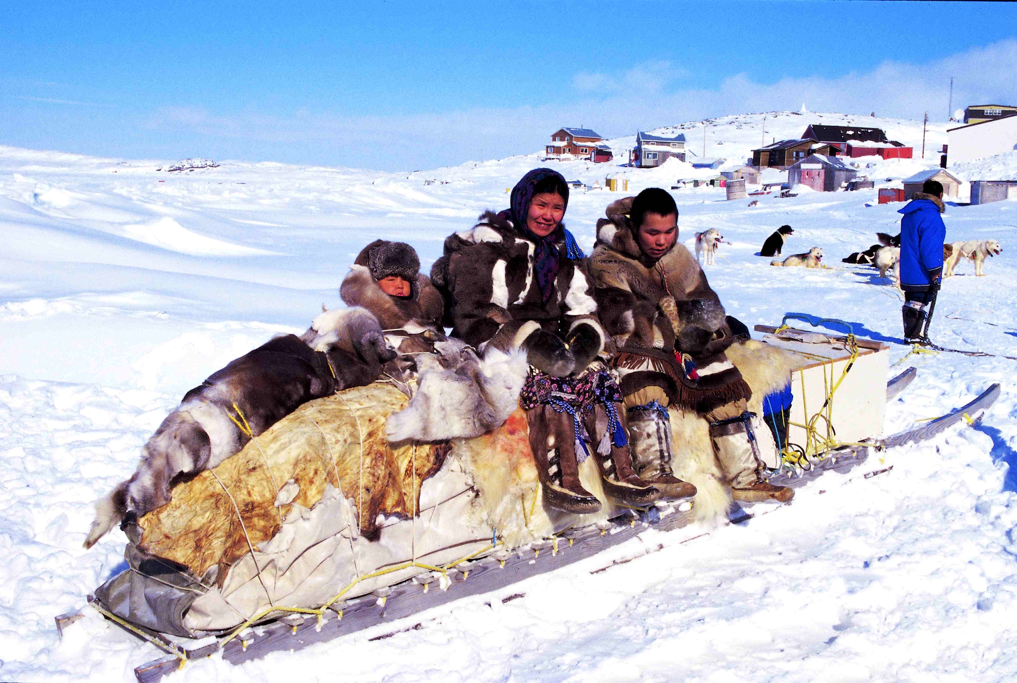 Tại sao người Inuit lại có tập tục trao đổi vợ?