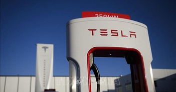 Mỹ: Các nhà sản xuất trạm sạc EV lên tiếng về việc áp dụng tiêu chuẩn Tesla