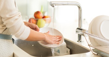 Rửa bát, quét nhà có tác dụng như tập thể dục không? Phát hiện đáng ngạc nhiên từ Phần Lan Rửa bát, quét nhà có tác dụng như tập thể dục không? Phát hiện đáng ngạc nhiên từ Phần Lan