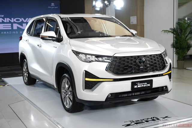 Toyota Innova 2023 ra mắt Thái Lan khiến khách Việt nóng lòng, giá khởi điểm quy đổi 938 triệu đồng