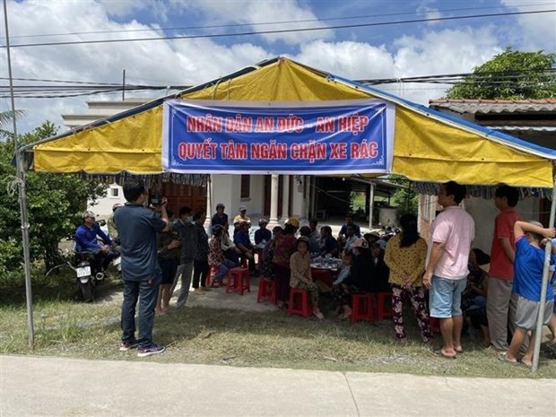 Bến Tre: Người dân chặn xe chở rác vì không chịu nổi ô nhiễm