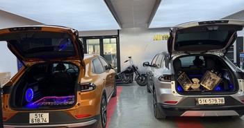 VinFast VF8 độ loa 800 triệu, xe điện nâng cấp âm thanh có đáng lo? VinFast VF8 độ loa 800 triệu, xe điện nâng cấp âm thanh có đáng lo?