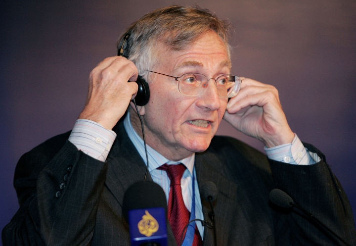Nhà báo Seymour Hersh.