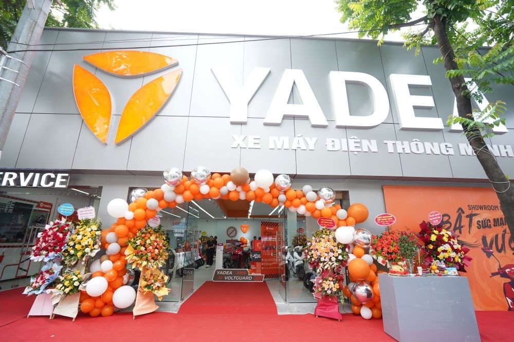 YADEA khai trương showroom đầu tiên theo tiêu chuẩn mới