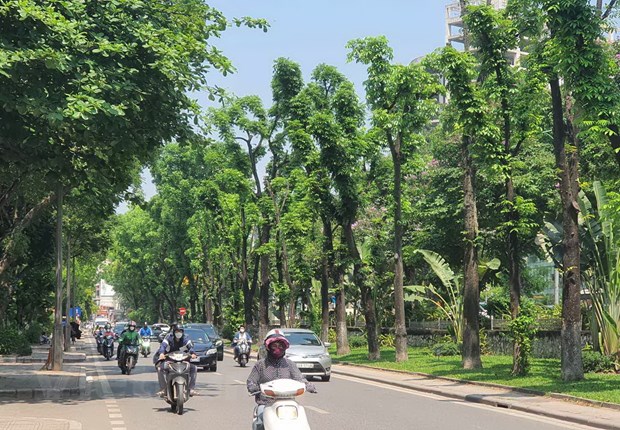 Khu vực Bắc Bộ và thủ đô Hà Nội đêm không mưa, ngày nắng nóng