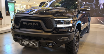 Ram 1500 Rebel có giá gần 5,3 tỉ đồng tại Việt Nam