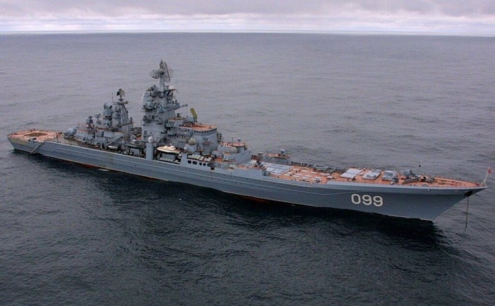 Tuần dương hạm lớp Kirov Pyotr Veliky của Hải quân Nga.