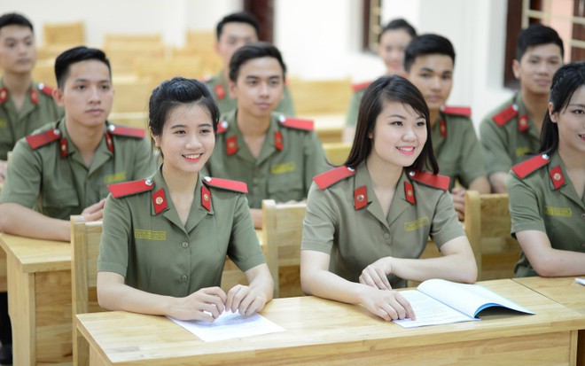 TUYỂN MỚI ĐÀO TẠO TRÌNH ĐỘ ĐẠI HỌC CÔNG AN NHÂN DÂN ĐỐI VỚI CÔNG DÂN ĐÃ CÓ BẰNG TỐT NGHIỆP TRÌNH ĐỘ ĐẠI HỌC TRỞ LÊN CÁC TRƯỜNG NGOÀI NGÀNH CÔNG AN NHÂN DÂN ĐỢT 2 NĂM 2023