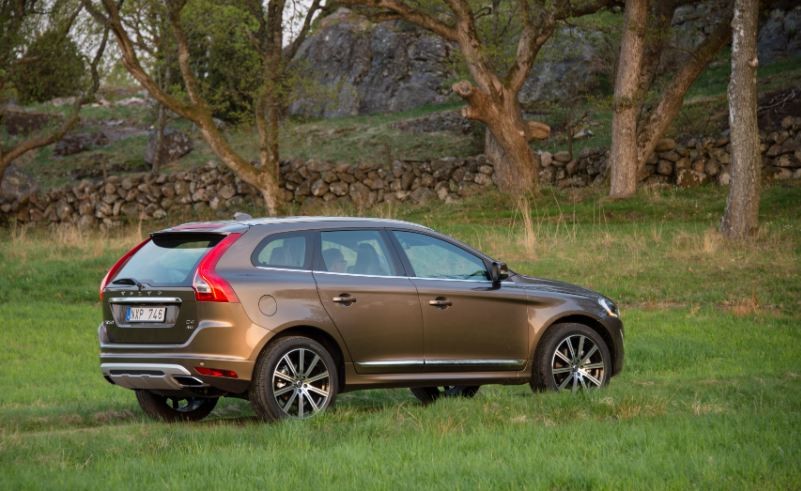 4 SUV hạng sang cỡ nhỏ đã qua sử dụng khoảng hơn 400 triệu đồng ảnh 3