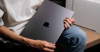 MacBook Air 15 inch lên kệ tại Việt Nam, chào đón mùa tựu trường với loạt ưu đãi khủng MacBook Air 15 inch lên kệ tại Việt Nam, chào đón mùa tựu trường với loạt ưu đãi khủng