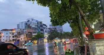 Mưa dông xuất hiện trên cả nước, các vùng biển đề phòng sóng lớn Mưa dông xuất hiện trên cả nước, các vùng biển đề phòng sóng lớn