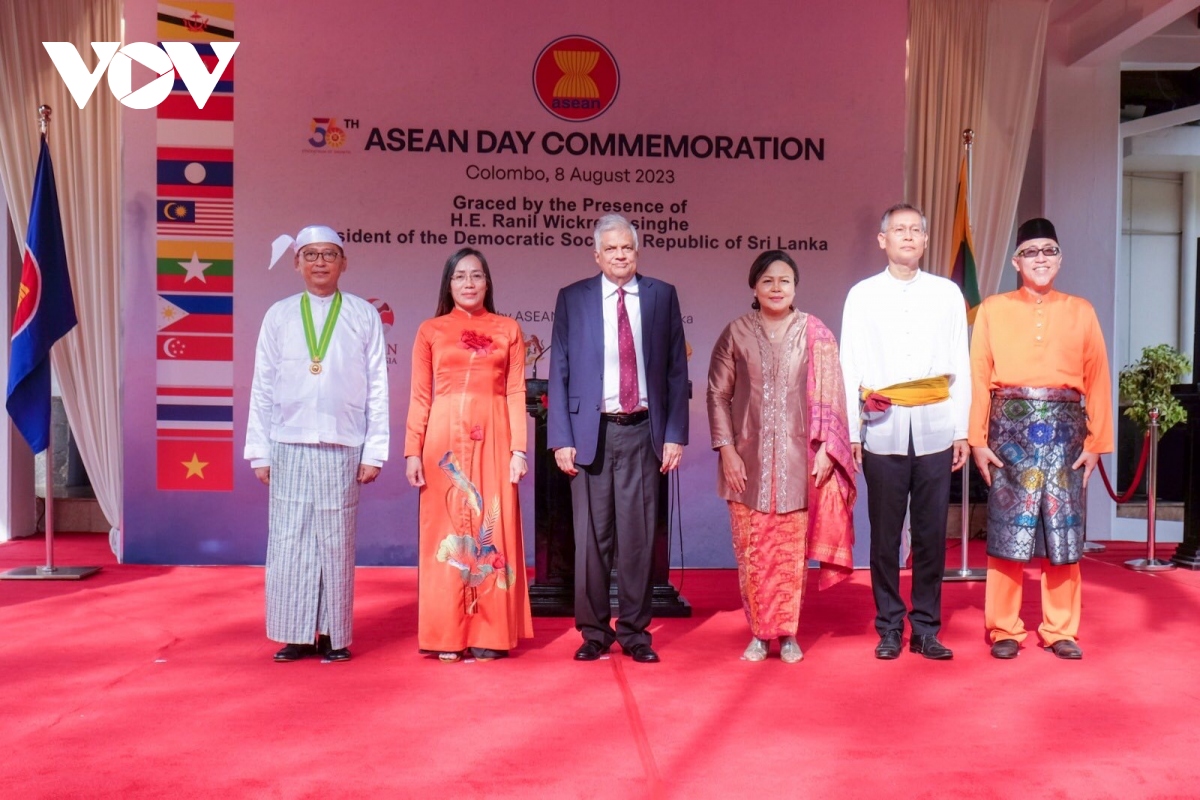 tổng thống sri lanka tham dự lễ thượng cờ asean hình ảnh 4 tong thong sri lanka tham du le thuong co asean hinh anh 4