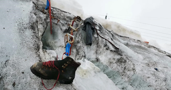 Phát hiện thi thể nhà leo núi Đức mất tích gần 4 thập kỷ nhờ tan băng