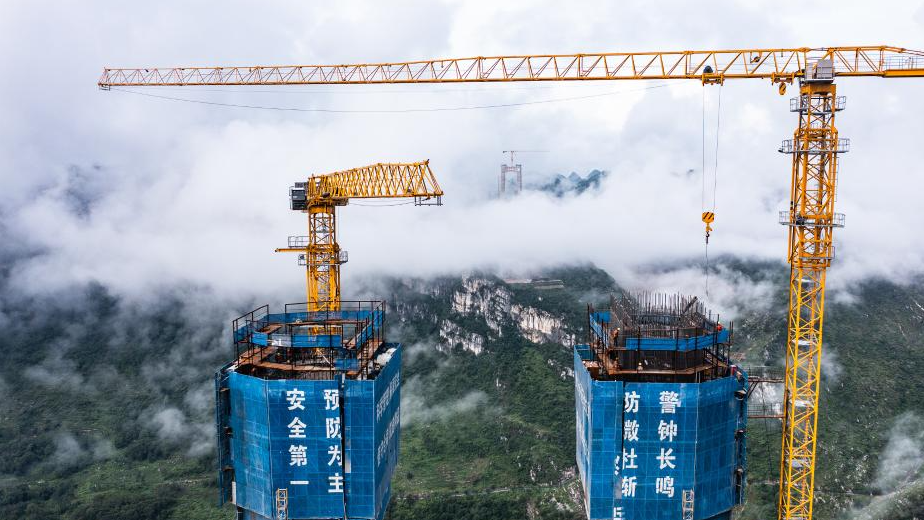 Cận cảnh cây cầu cao nhất thế giới bắc qua 'vết nứt Trái đất'