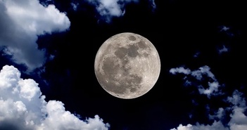 Sắp có siêu trăng xanh cực hiếm, 9 năm sau mới trở lại