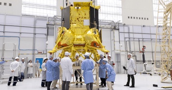 Sứ mệnh đặc biệt của tàu vũ trụ thám hiểm Mặt Trăng Luna-25 do Nga chế tạo