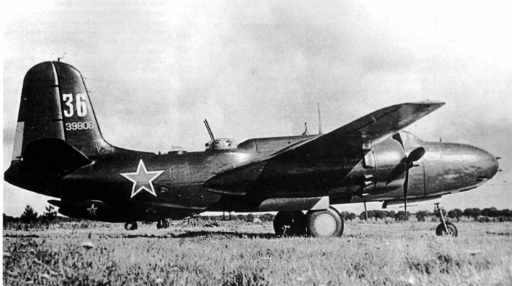 Douglas A-20.