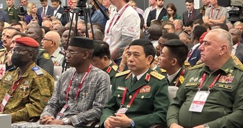 Bộ trưởng Bộ Quốc phòng Phan Văn Giang dự khai mạc Army 2023