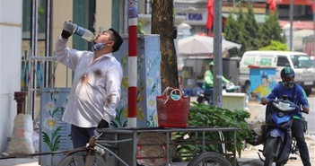Nắng nóng ở khu vực Trung Bộ chưa có dấu hiệu hạ nhiệt Nắng nóng ở khu vực Trung Bộ chưa có dấu hiệu hạ nhiệt
