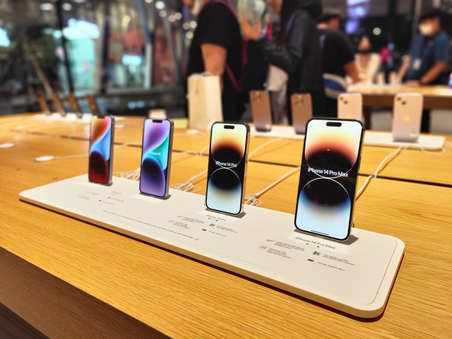 Trung Quốc vượt Mỹ trở thành thị trường iPhone số 1 của Apple