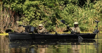 Ukraine trình làng thuyền kayak sát thủ “độc nhất vô nhị” Ukraine trình làng thuyền kayak sát thủ “độc nhất vô nhị”