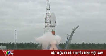 Nga phóng tàu thăm dò Mặt trăng Luna-25 vào không gian Nga phóng tàu thăm dò Mặt trăng Luna-25 vào không gian