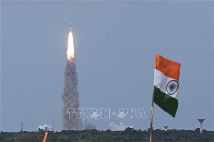 Tàu Chandrayaan-3 đáp xuống Mặt Trăng và hành trình chinh phục vũ trụ của Ấn Độ
