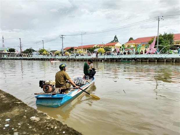 Bạc Liêu: Đã bắt được cá sấu xuất hiện trên sông ở Phước Long