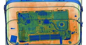 Vì sao phải lấy laptop ra khỏi túi khi soi chiếu an ninh? Vì sao phải lấy laptop ra khỏi túi khi soi chiếu an ninh?