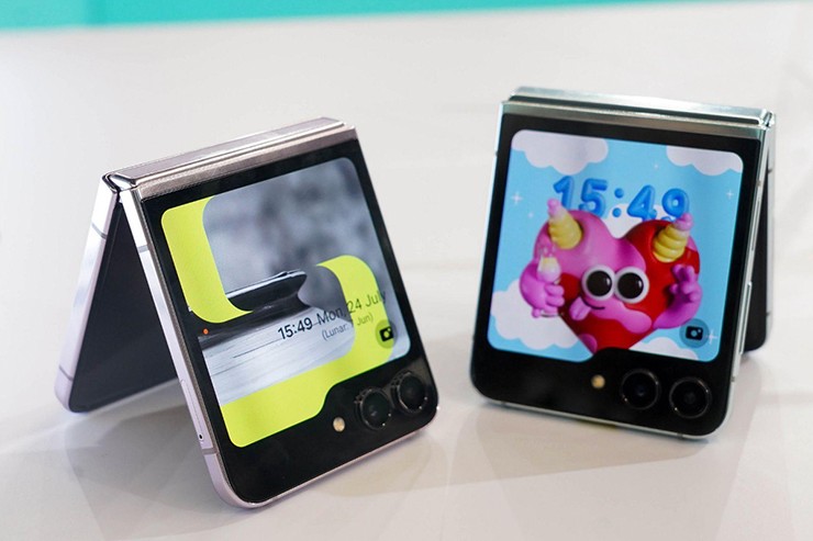 Không nên bỏ lỡ - Samsung đang là “Apple của smartphone màn hình gập” (Hình 2).
