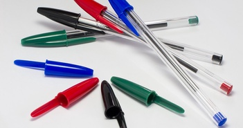 Không thay đổi thiết kế sau hơn 7 thập kỷ, chiếc bút bi BIC Cristal là minh chứng cho một sản phẩm lý tưởng Không thay đổi thiết kế sau hơn 7 thập kỷ, chiếc bút bi BIC Cristal là minh chứng cho một sản phẩm lý tưởng