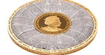 Đồng tiền vàng 6.400 viên kim cương tưởng nhớ Nữ hoàng Elizabeth II