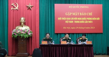 Giao lưu hữu nghị quốc phòng biên giới Việt Nam - Trung Quốc lần thứ 8 Giao lưu hữu nghị quốc phòng biên giới Việt Nam - Trung Quốc lần thứ 8