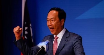 Nhà sáng lập Foxconn từng 'ép' Steve Jobs đưa danh thiếp, nói với ông Trump muốn lãnh đạo Đài Loan Nhà sáng lập Foxconn từng 'ép' Steve Jobs đưa danh thiếp, nói với ông Trump muốn lãnh đạo Đài Loan