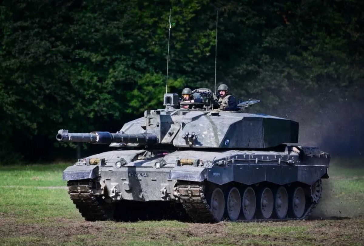 Anh sẽ không gửi xe tăng mới thay thế Challenger 2 bị phá hủy ở Ukraine