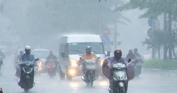 Bắc Bộ nắng nóng, Trung Trung Bộ và Nam Bộ có nơi mưa trên 70mm Bắc Bộ nắng nóng, Trung Trung Bộ và Nam Bộ có nơi mưa trên 70mm