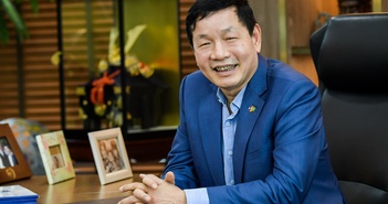 Chủ tịch FPT: Chuyển đổi số đem lại hạnh phúc cho mỗi người Chủ tịch FPT: Chuyển đổi số đem lại hạnh phúc cho mỗi người