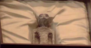 Hoá thạch 1.000 năm tuổi của ‘người ngoài hành tinh’ được đưa ra Quốc hội Mexico