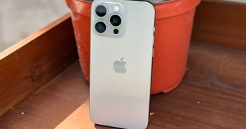 Người Việt chuộng iPhone 15 Pro Max, thích màu Titan tự nhiên Người Việt chuộng iPhone 15 Pro Max, thích màu Titan tự nhiên