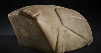 'Cục đá' kỳ dị 3.000 năm tuổi ở Trung Quốc được bán với giá hơn 29 tỷ đồng